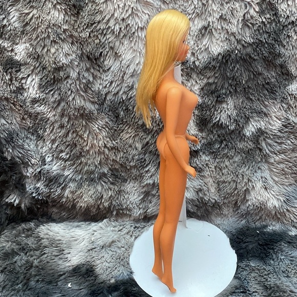 1966 Vintage Mattel Malibu Sun Twist n Turn Barbie made in Japan - Picture 5 of 12